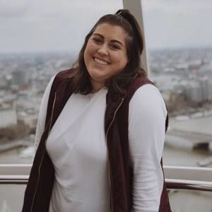 Meet your Posher, Emily